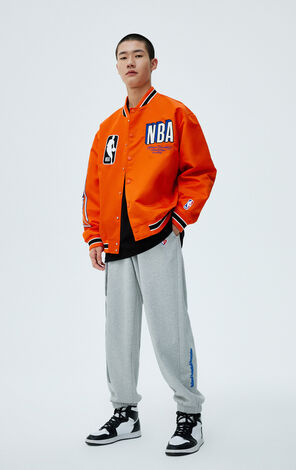 【NBA Collection】NBA聯名LOGO棒球外套