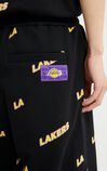【NBA聯名款】洛杉磯湖人隊字母寬鬆短褲, Black, large